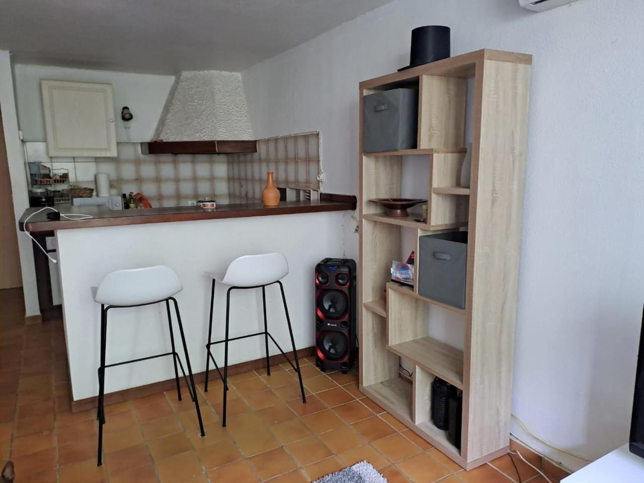 Appartement T2 Meuble Tout Confort Le Gosier  Kültér fotó